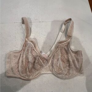 Cacique white over nude lace unlined underwire bra. EUC! Plus size